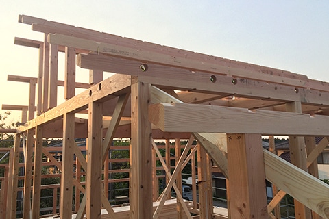 地震に備える<br>制震・耐震性